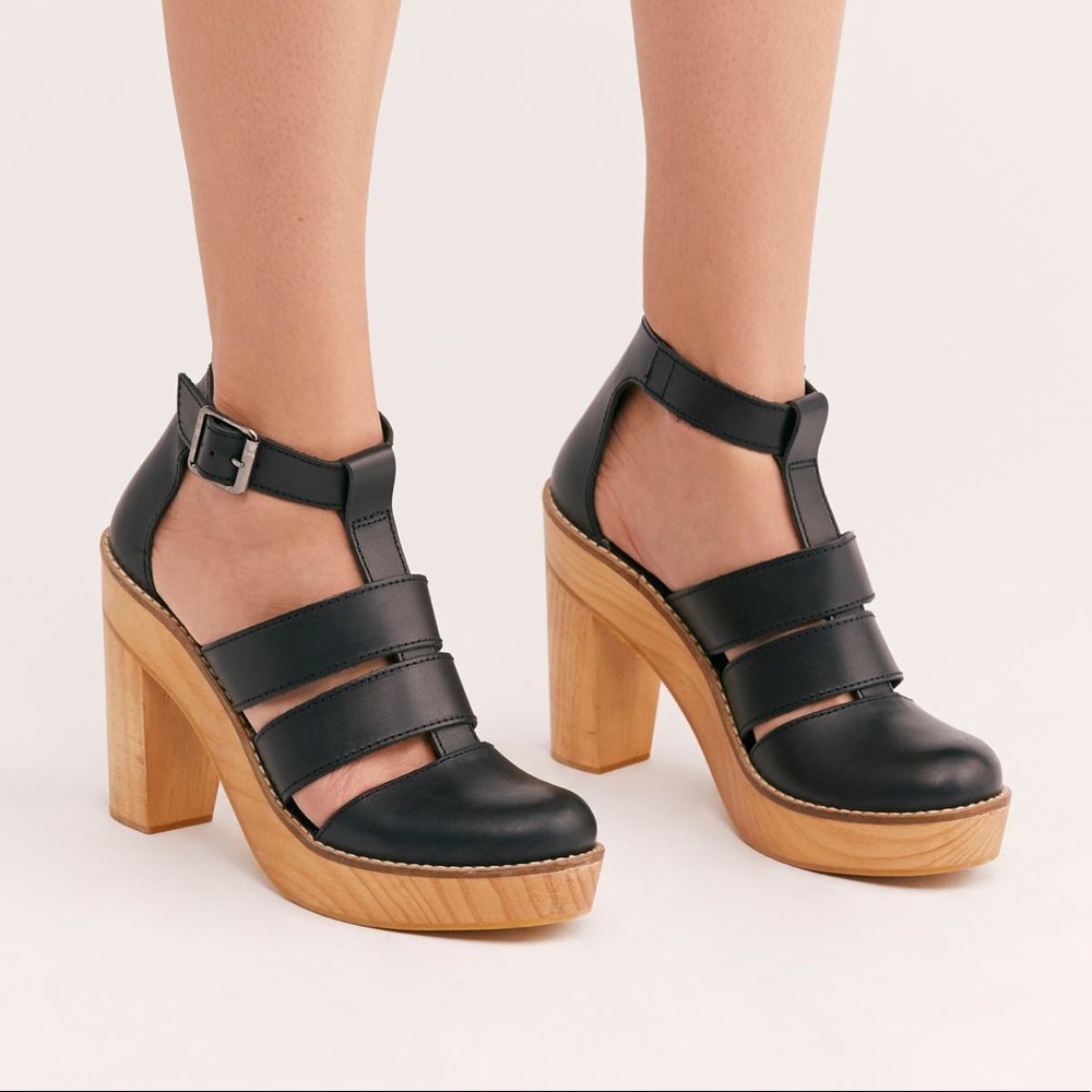 Free People platform clog inspo sandal sz 6